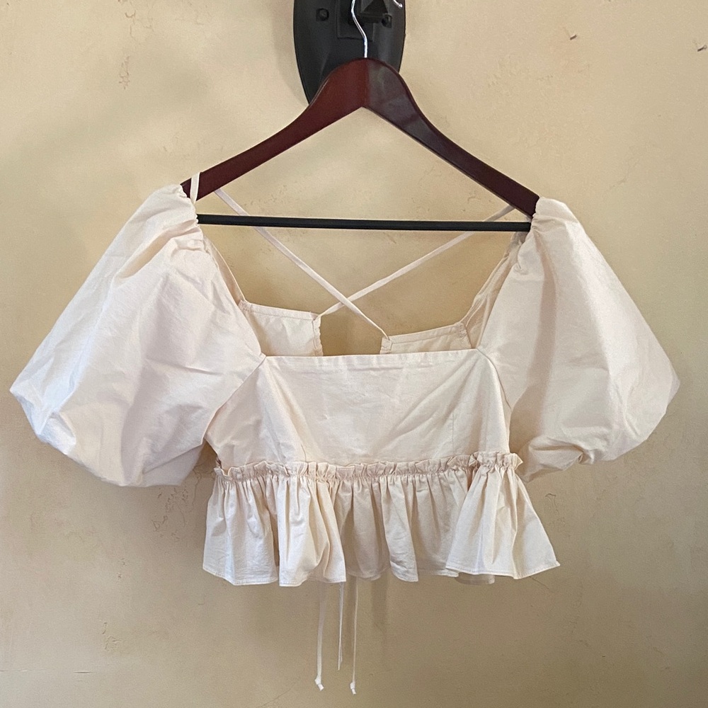NWT Sz M Urban Outfitters Elegant Cream Puff Sleeve Top